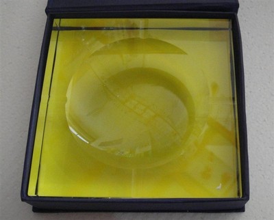 深圳彩色烟灰缸批发零售与工艺美术品定制服务